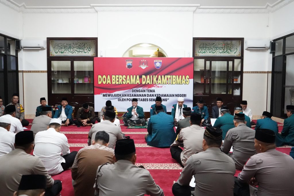 Hadapi Pilkada dan Pilwakot Kota Semarang, Polrestabes Semarang Gelar Doa