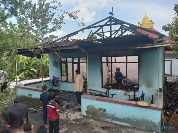 1 Rumah di Klaten Selatan Nyaris Ludes Terbakar Akibat Charger