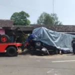 Truk Boks Adu Banteng dengan Kereta Kelinci di Klaten, Begini Kondisi Para Korban